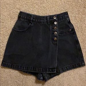 High-Waisted Black Denim Skorts